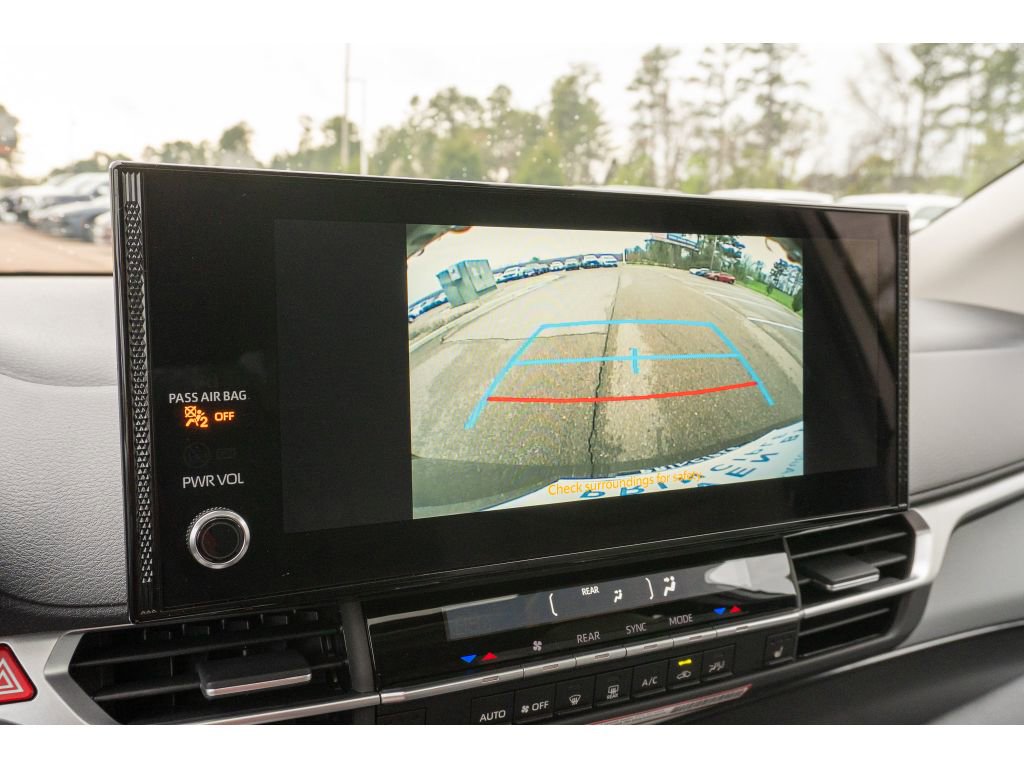 New 2026 Toyota Sienna XLE image 24