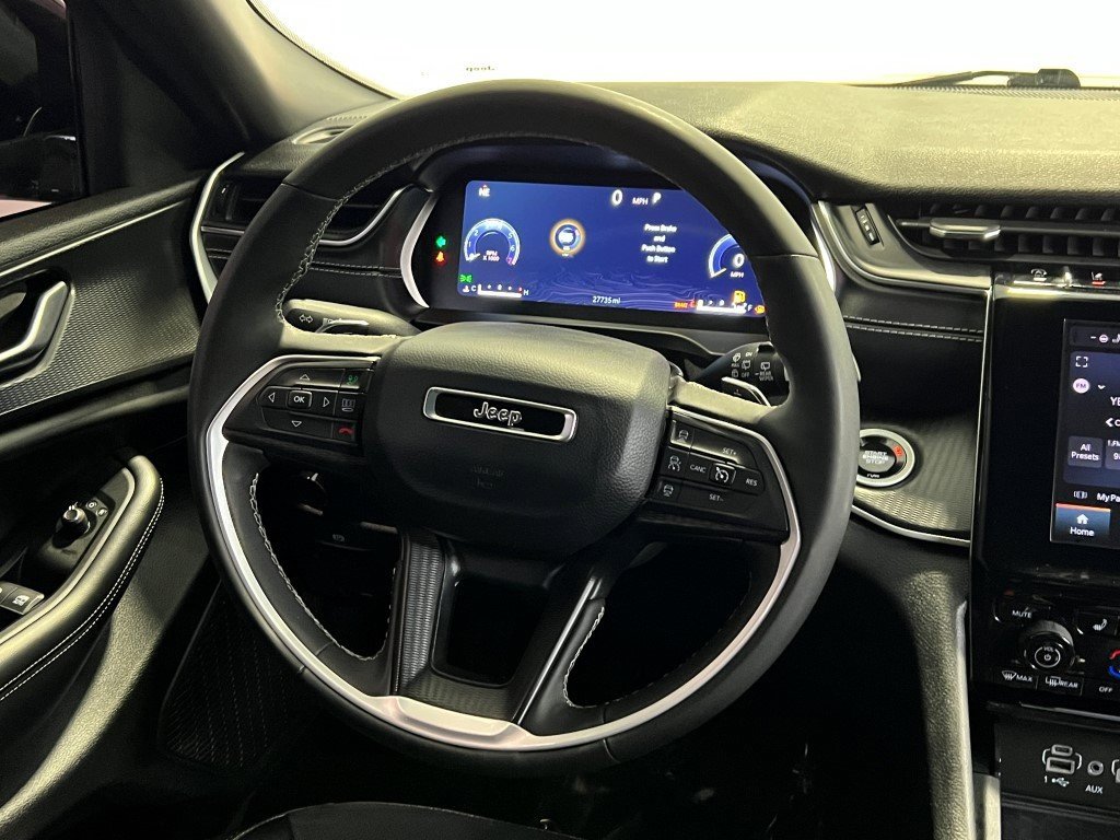 Certified 2024 Jeep Grand Cherokee L Altitude image 19