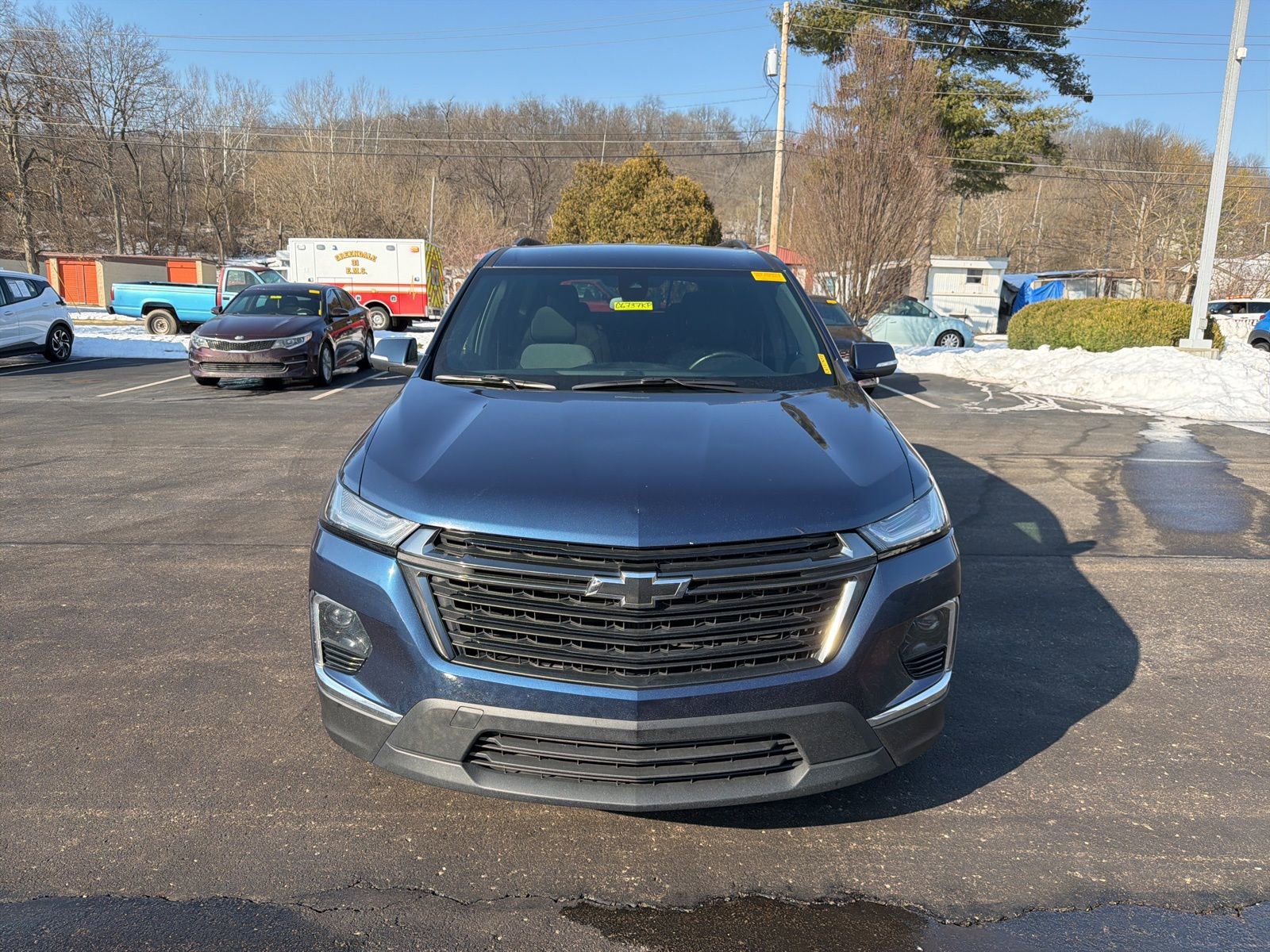 Used 2023 Chevrolet Traverse LT image 8
