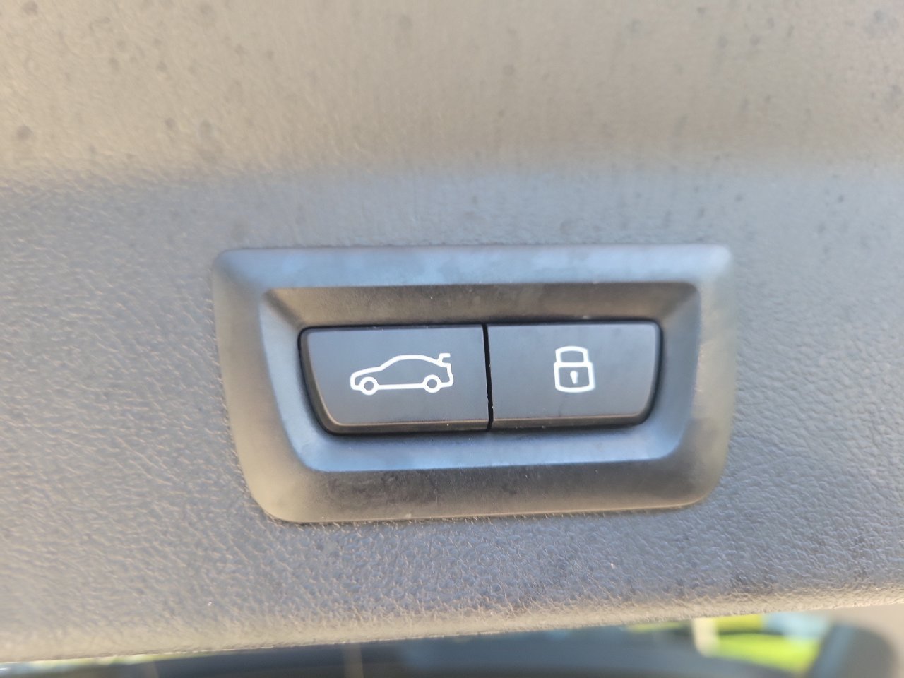 Used 2023 BMW X3 sDrive30i RWD image 9