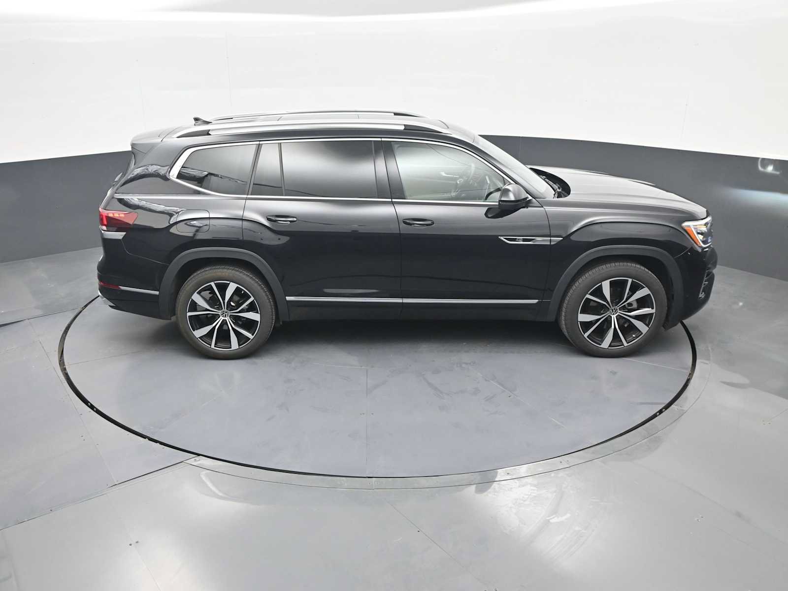 Used 2026 Volkswagen Atlas SEL Premium R-Line AWD/4WD image 45