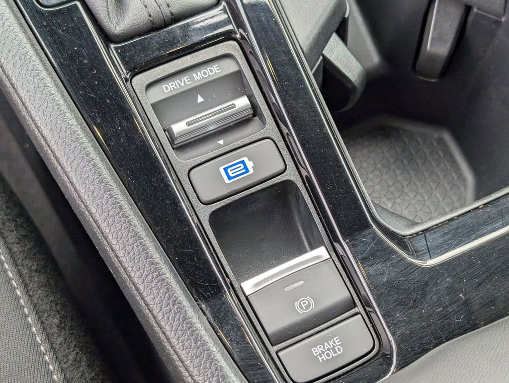 Used 2024 Honda Accord Sport image 33