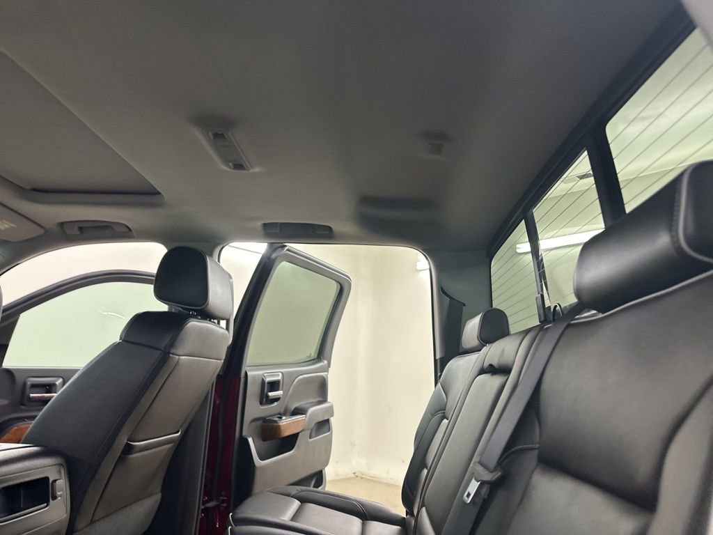 Used 2018 Chevrolet Silverado 1500 High Country image 29