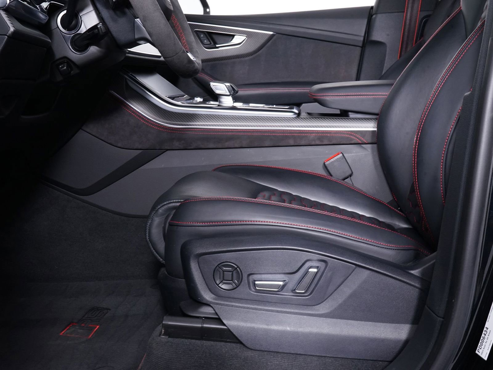 Used 2023 Audi RS Q8 image 24