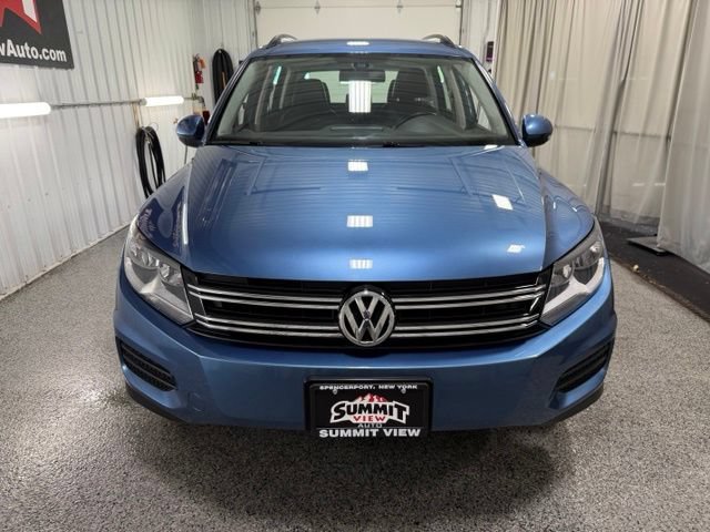 Used 2017 Volkswagen Tiguan S AWD/4WD image 2