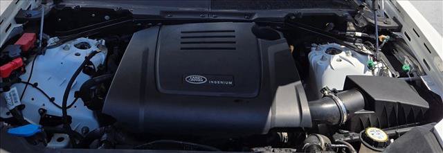 Used 2025 Land Rover Defender 110 S AWD/4WD image 23