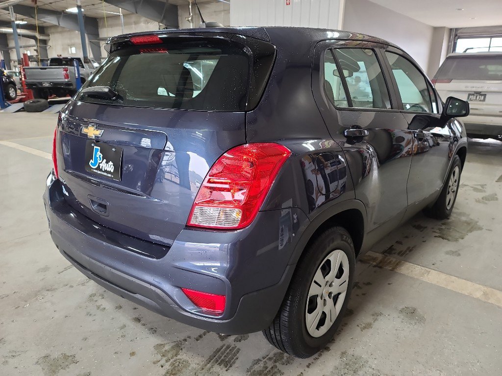 Used 2018 Chevrolet Trax LS image 7