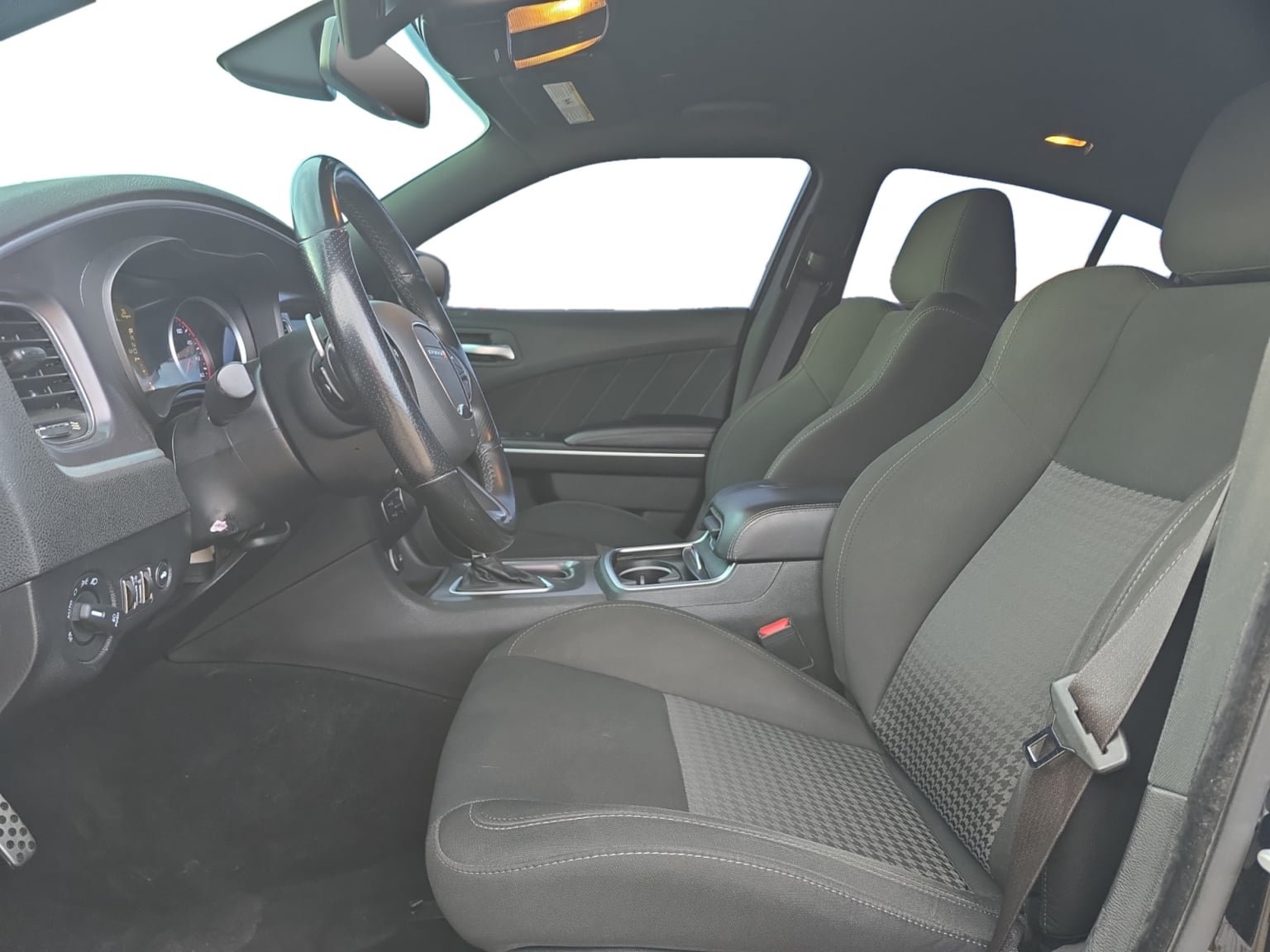 Used 2019 Dodge Charger R/T RWD image 10