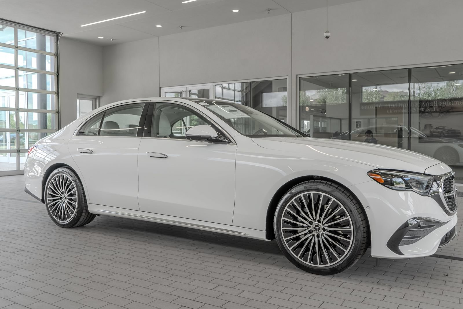 Used 2026 Mercedes-Benz E 350 4MATIC Sedan image 12