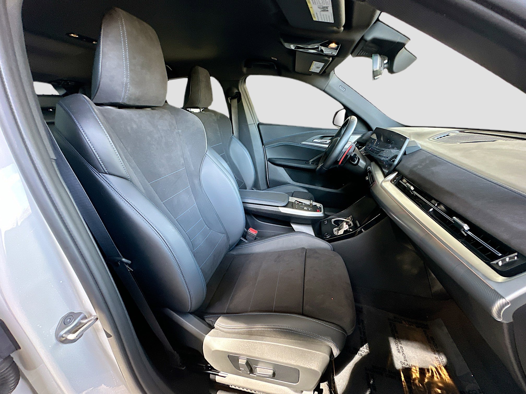 Used 2024 BMW X2 M35i image 28