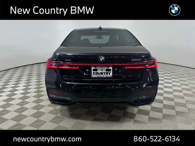 Used 2022 BMW 750i xDrive w/ Executive Package AWD/4WD image 6