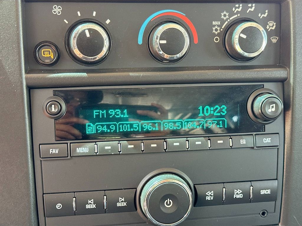 Used 2023 Chevrolet Express 2500 w/ Driver Convenience Package image 14