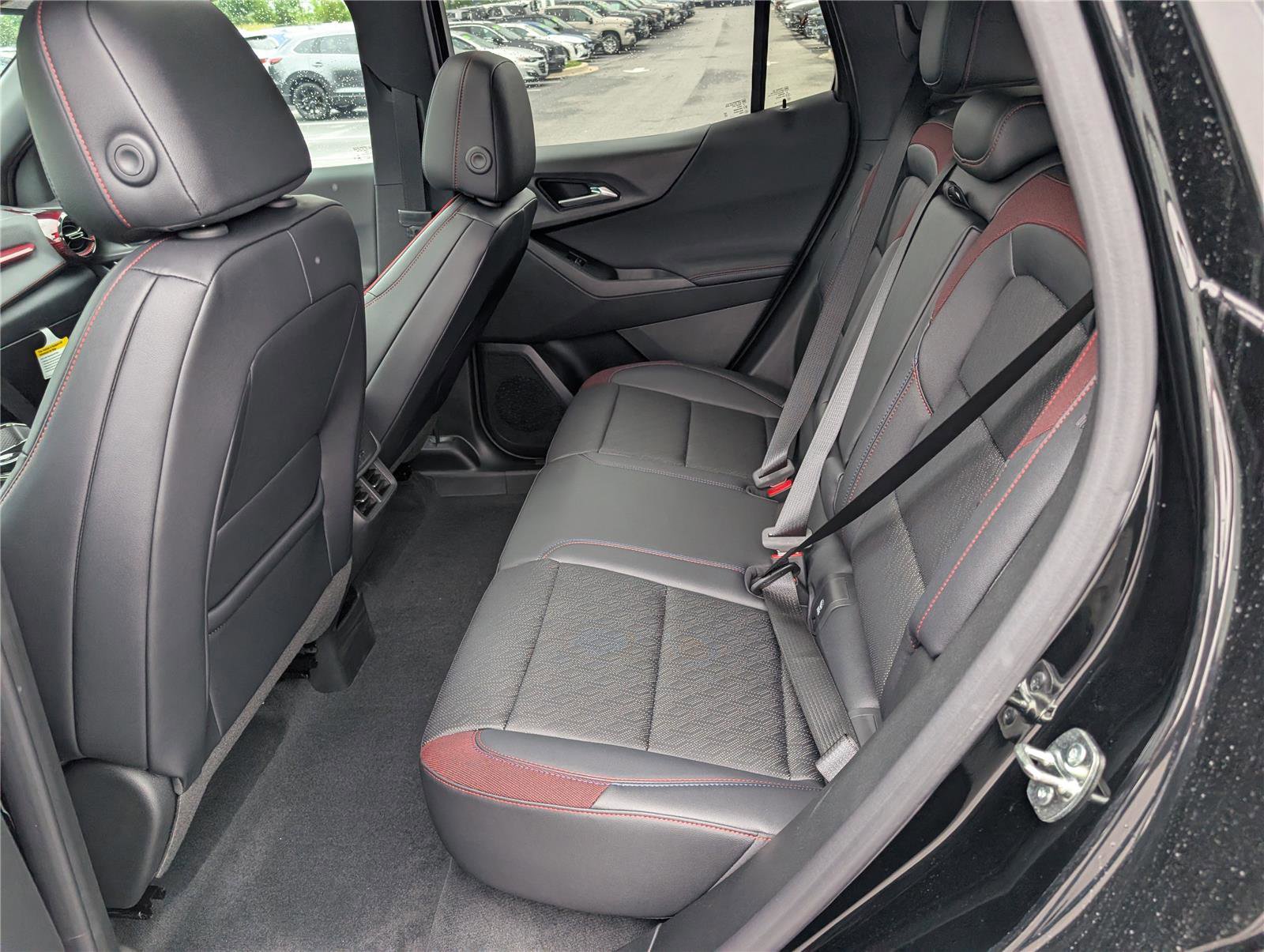 New 2026 Chevrolet Equinox RS w/ Safety and Technology Package AWD/4WD image 11