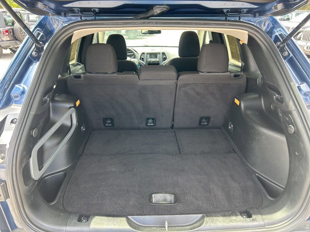 Used 2018 Jeep Cherokee Latitude image 28