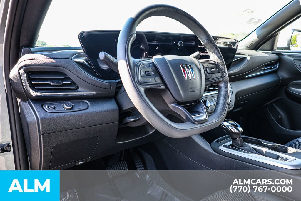 Used 2025 Buick Envista Preferred image 21
