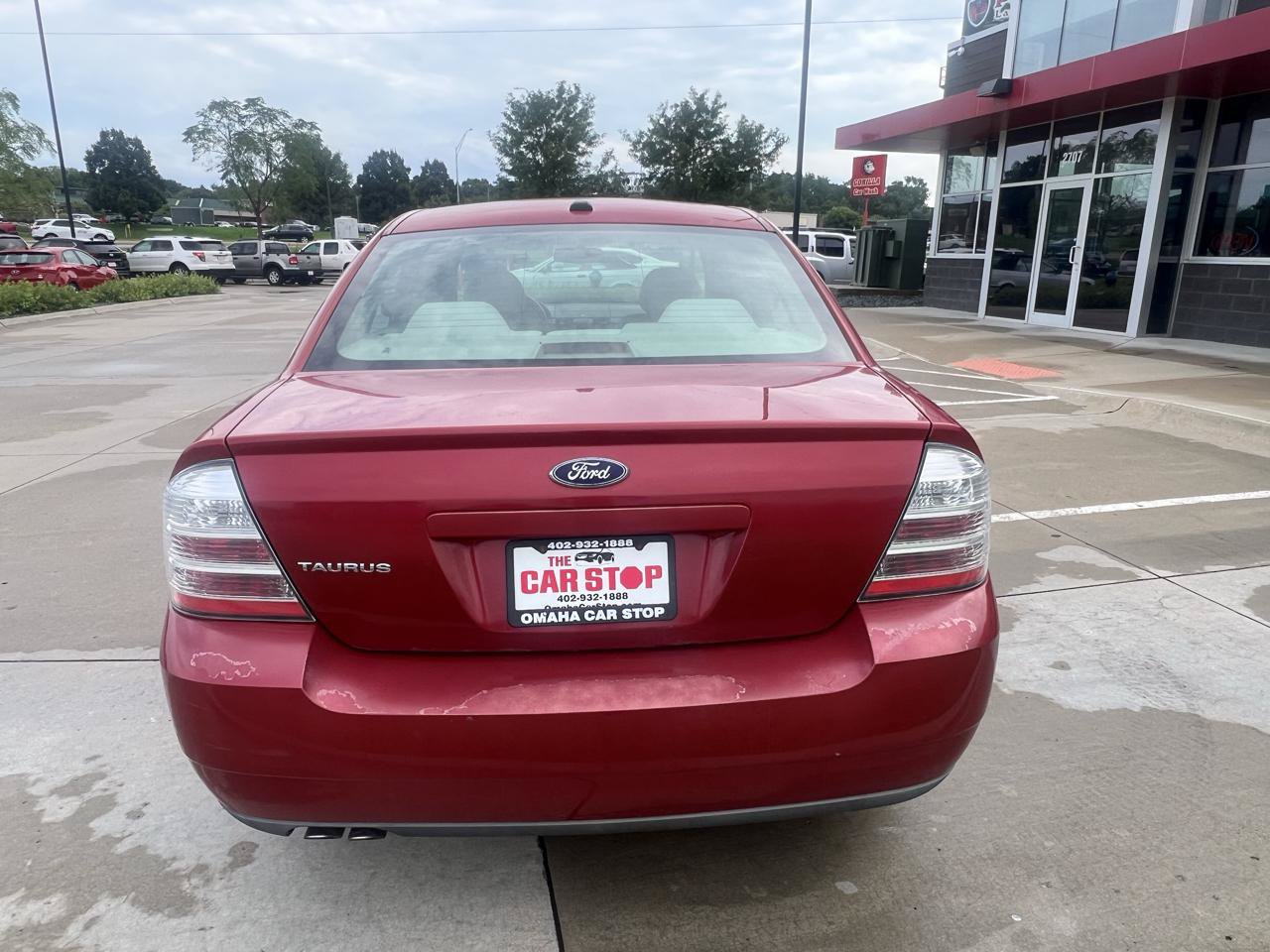 Used 2009 Ford Taurus SE FWD image 6
