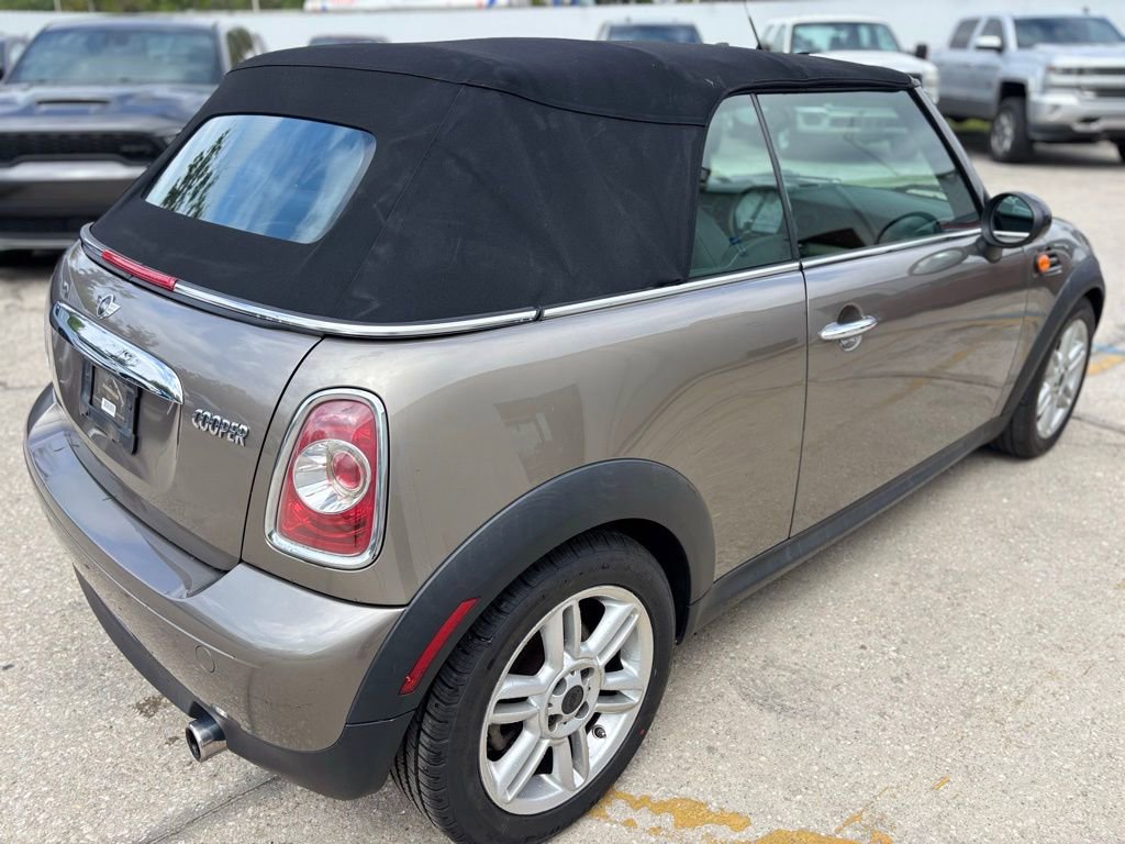 Used 2012 MINI Cooper Convertible image 5
