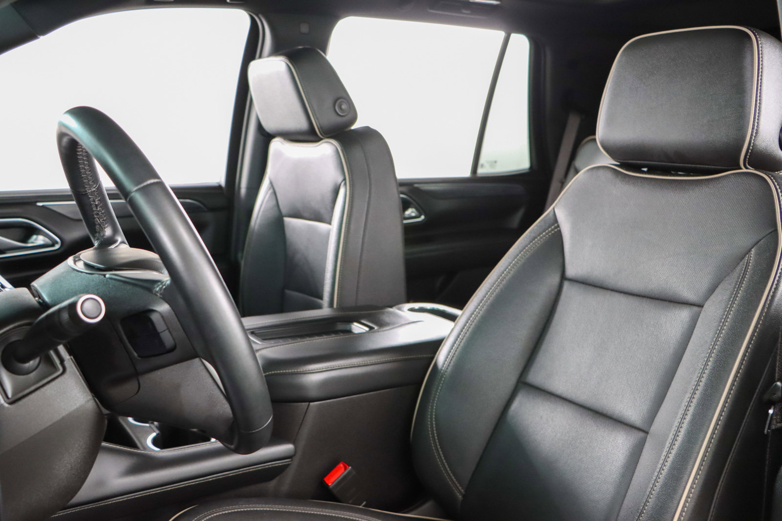 Used 2023 GMC Yukon SLT image 27