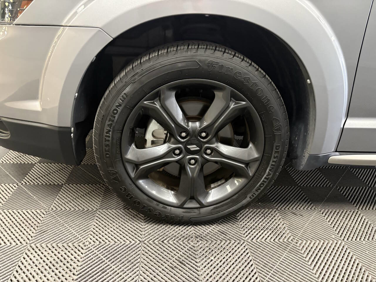 Used 2019 Dodge Journey Crossroad w/ Nav & Sun Group image 20