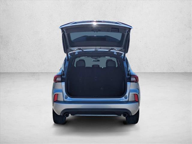 Used 2023 Ford Escape ST-Line image 6