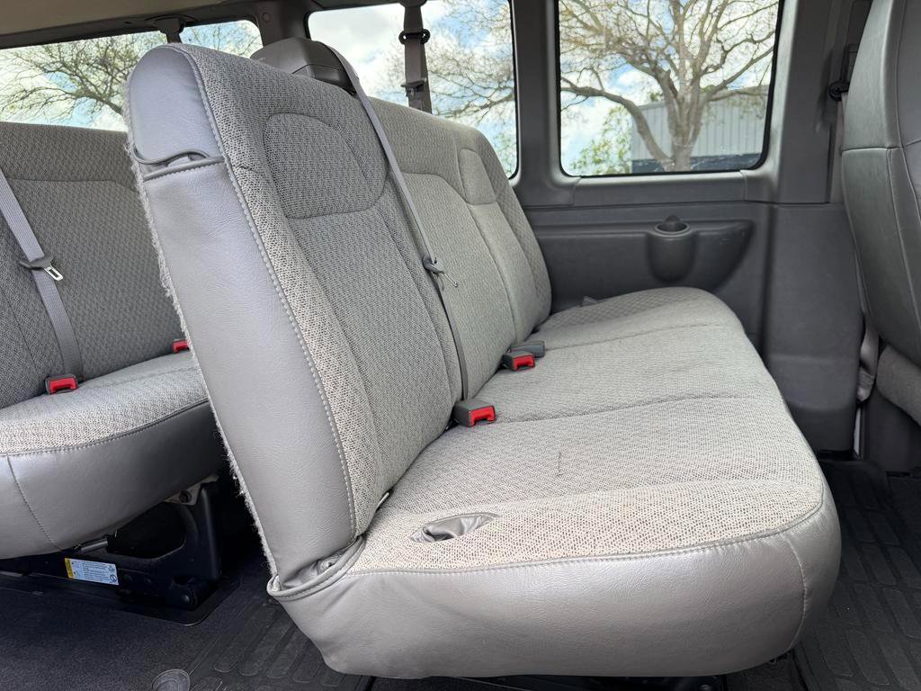 Used 2025 GMC Savana 3500 LT w/ LT Preferred Equipment Group image 11