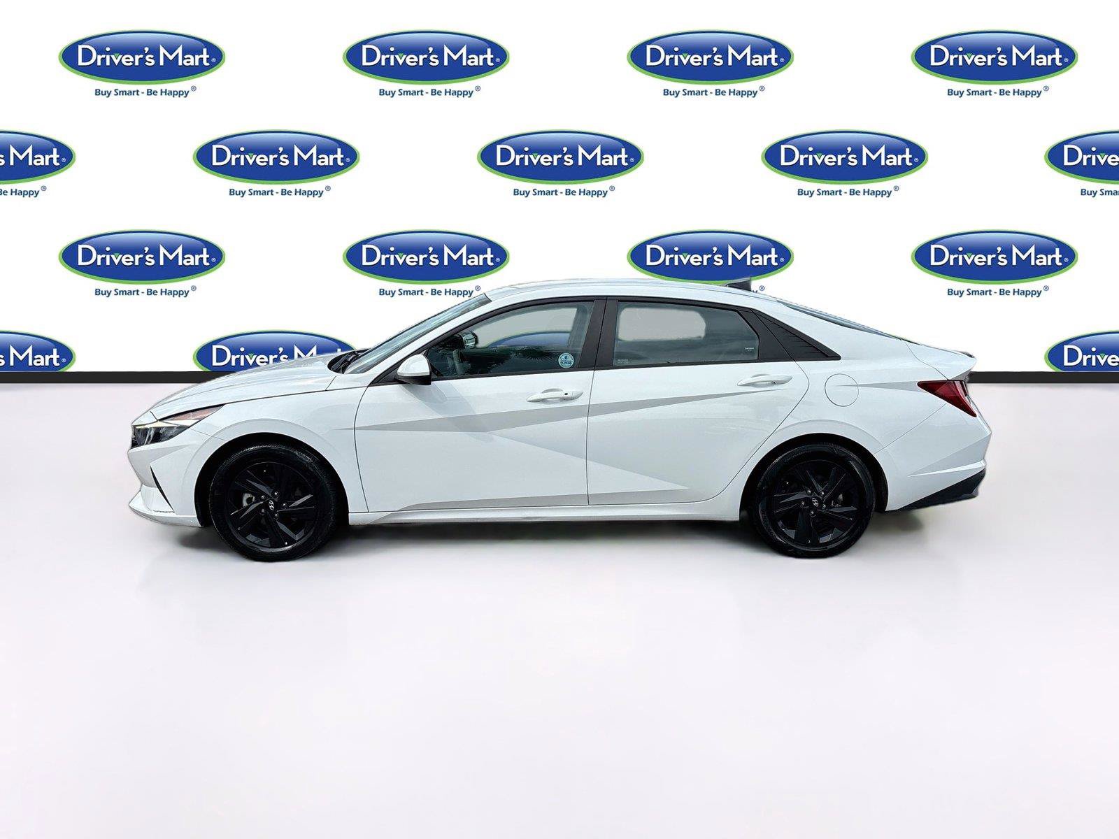 Used 2023 Hyundai Elantra Blue FWD image 4