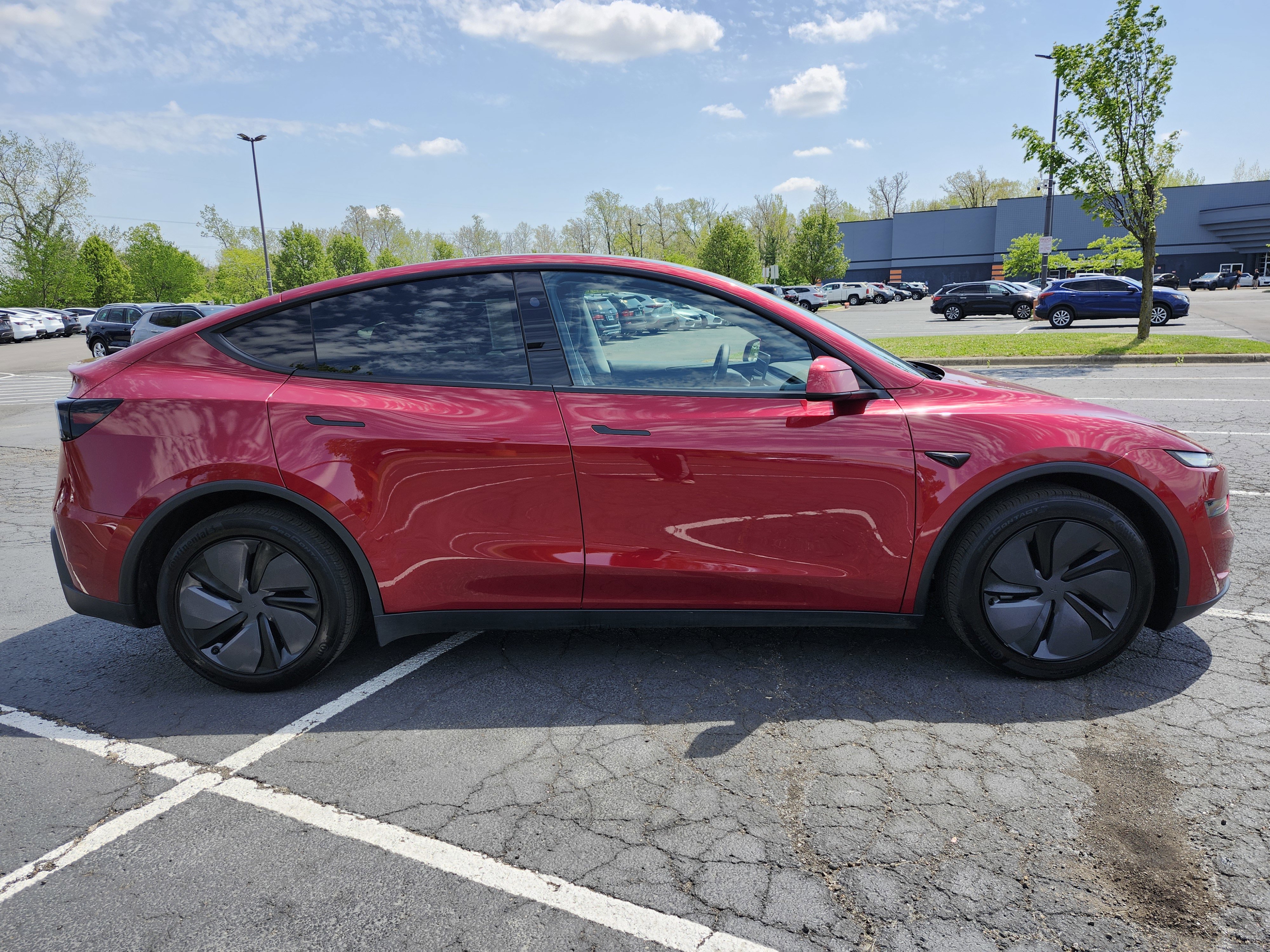 Used 2026 Tesla Model Y AWD image 18