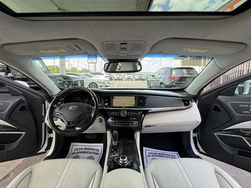 Used 2015 Kia K900 Luxury RWD image 16