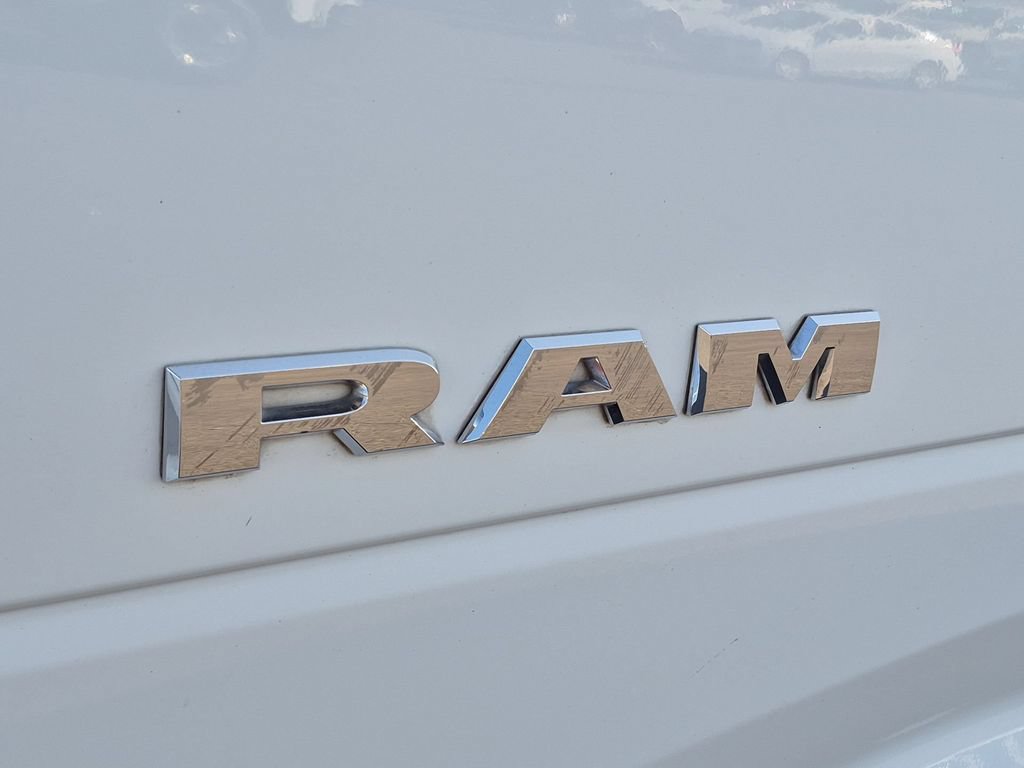 Used 2023 RAM 2500 Laramie AWD/4WD image 30