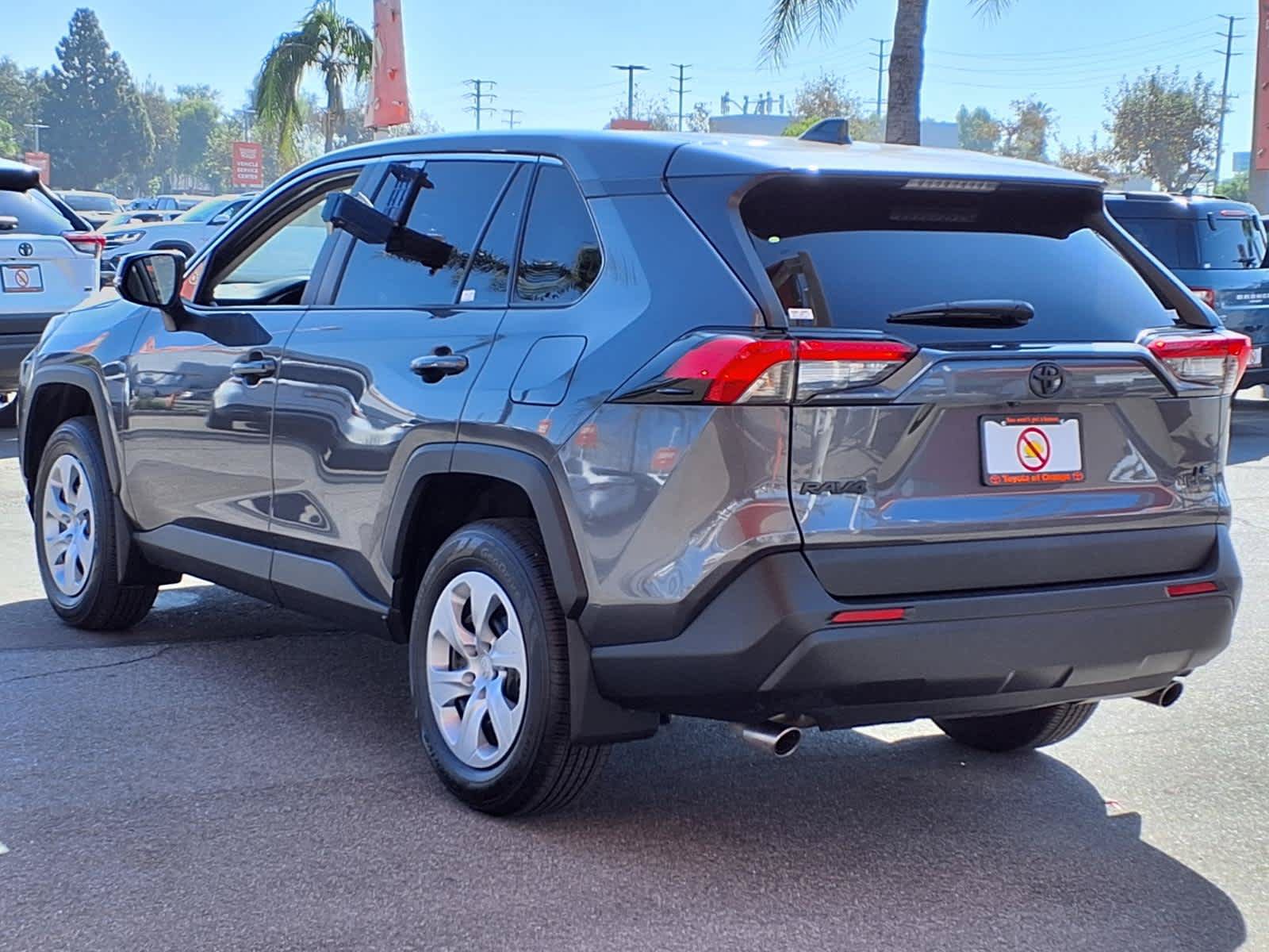 Used 2025 Toyota RAV4 LE FWD image 4