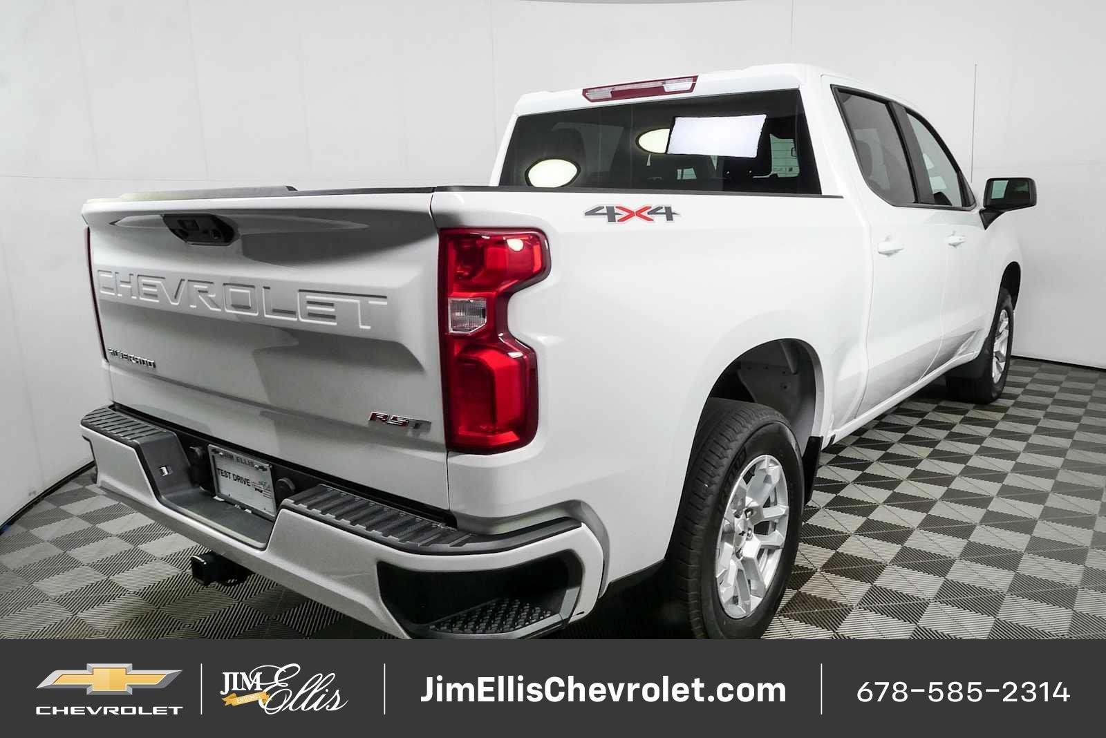Certified 2026 Chevrolet Silverado 1500 RST AWD/4WD image 3