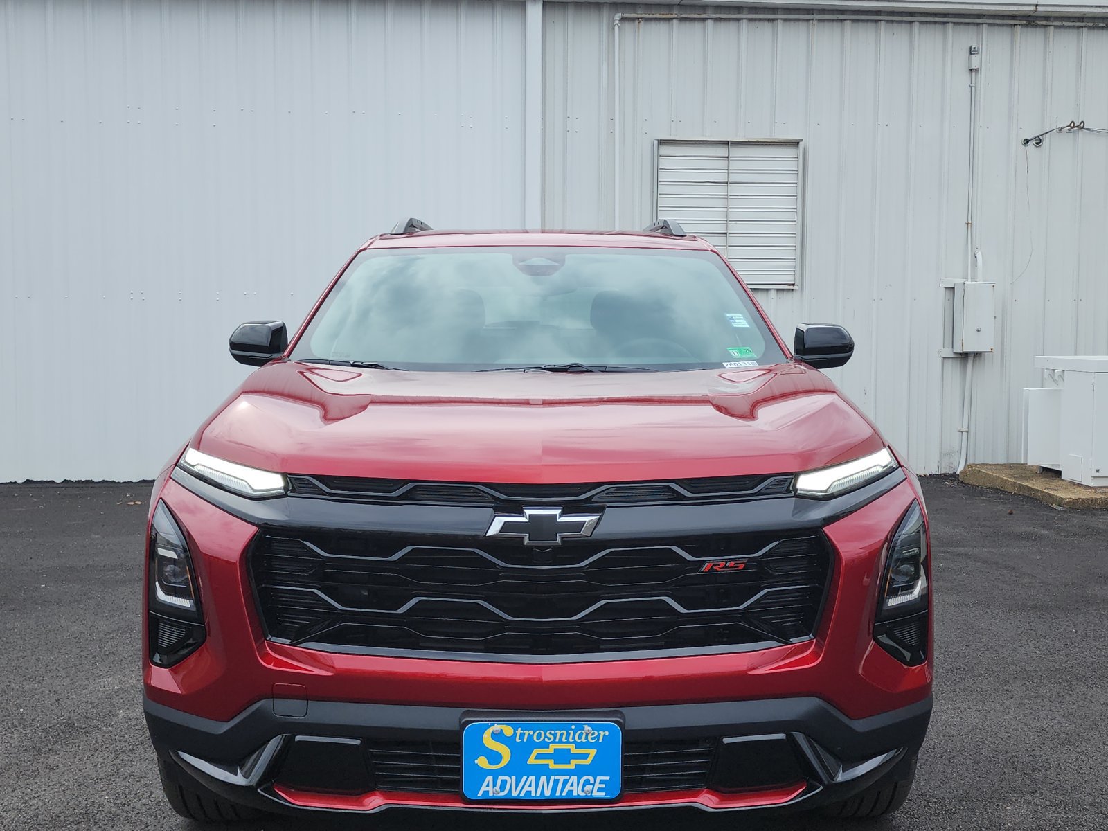 New 2026 Chevrolet Equinox RS w/ LPO, Floor Liner Package FWD image 8