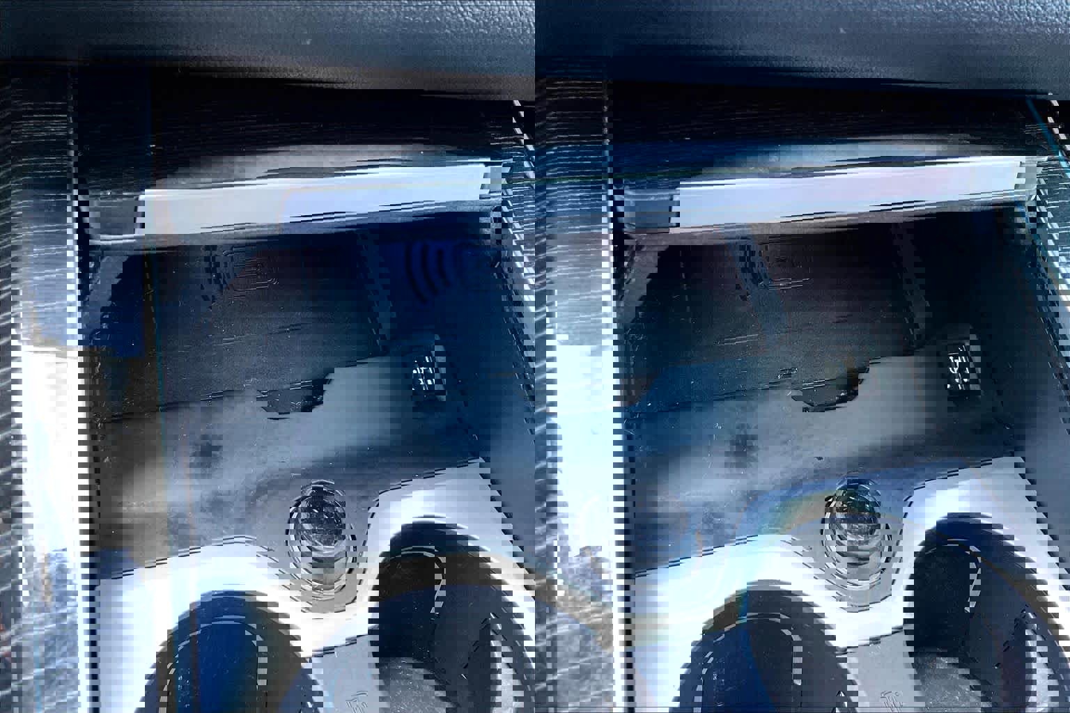 Used 2025 BMW X7 M60i image 32