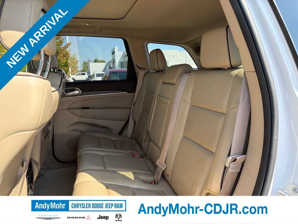 Used 2017 Jeep Grand Cherokee Overland AWD/4WD image 15