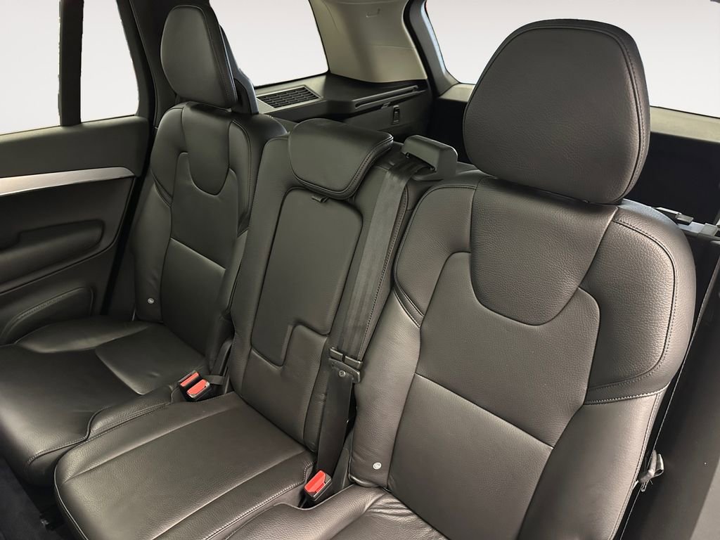 Used 2018 Volvo XC90 T5 Momentum AWD/4WD image 13