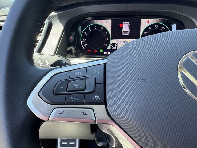 Used 2024 Volkswagen Atlas Peak Edition SEL AWD/4WD image 28