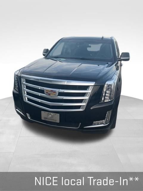 Used 2016 Cadillac Escalade Premium image 3