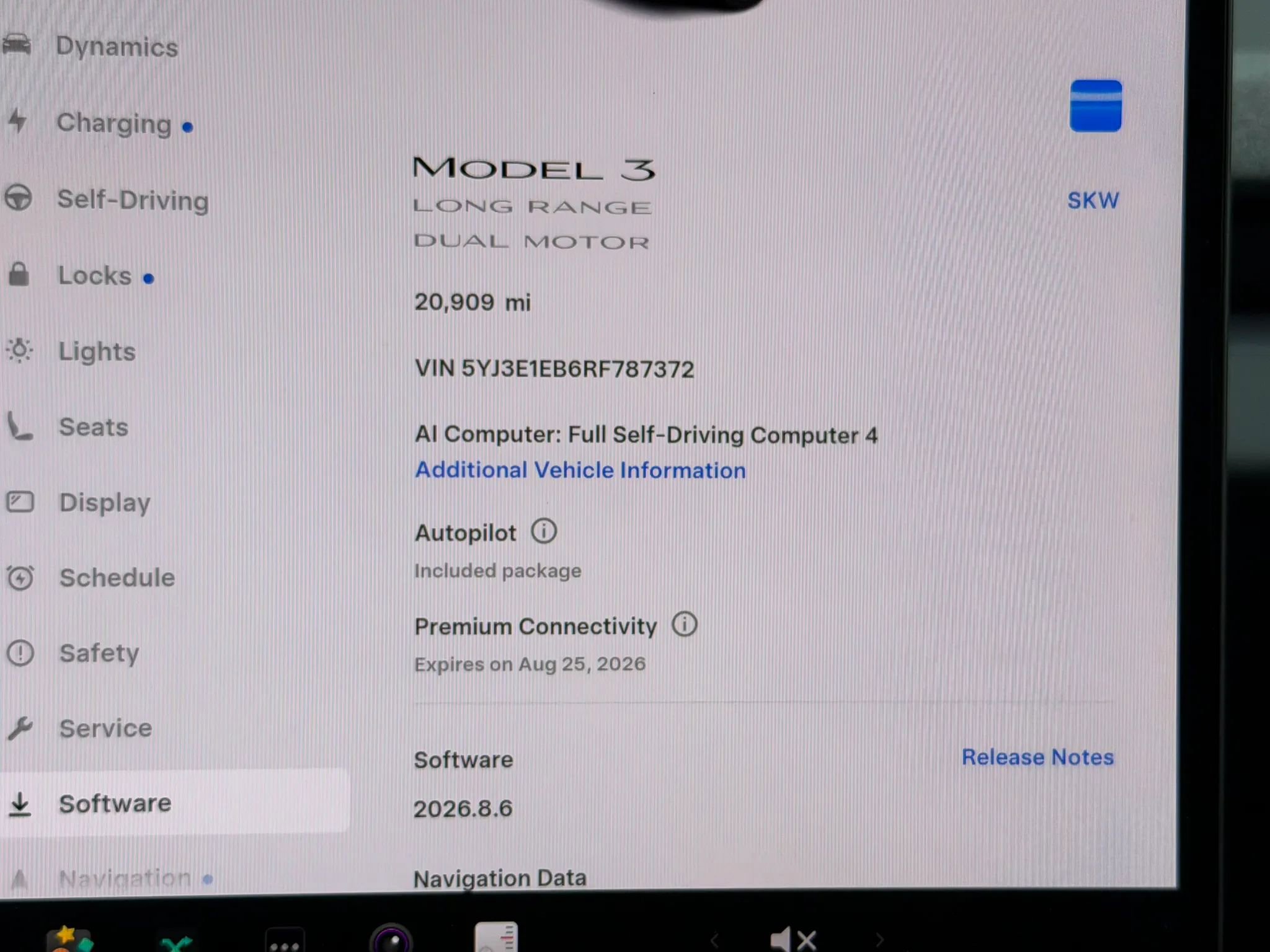 Used 2024 Tesla Model 3 Long Range AWD/4WD image 31
