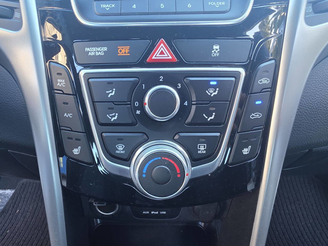 Used 2014 Hyundai Elantra GT image 18