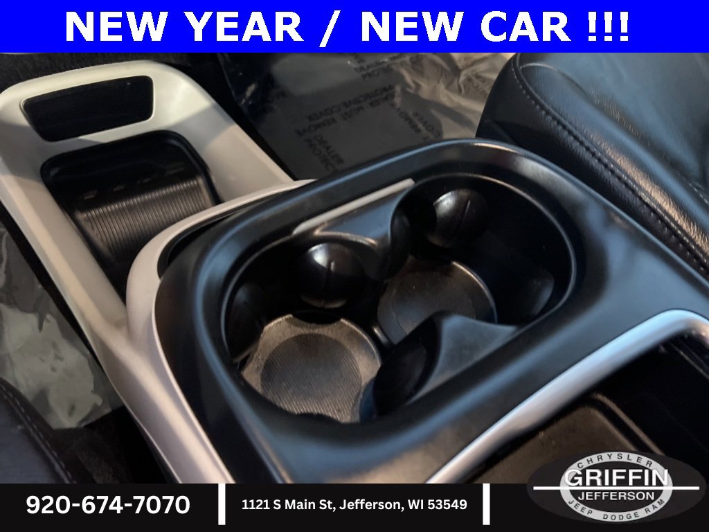 Used 2022 Chrysler Pacifica Touring-L image 27