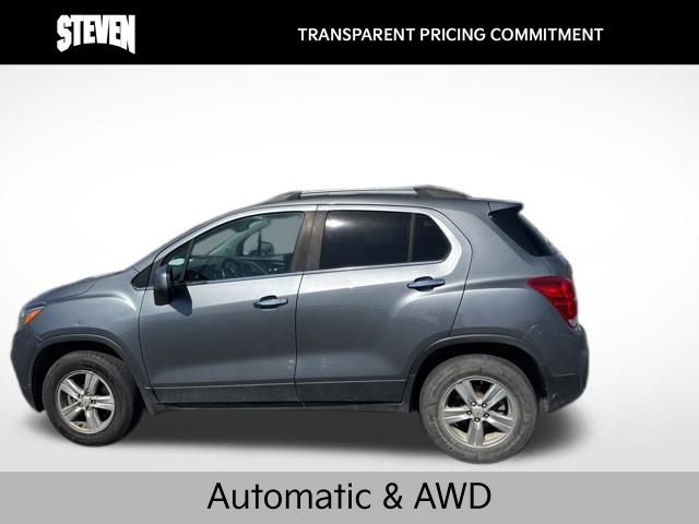 Used 2019 Chevrolet Trax LT w/ LT Convenience Package image 3