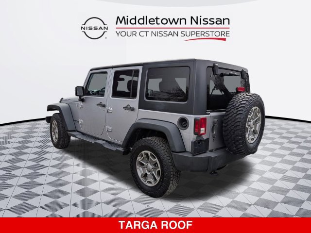 Used 2015 Jeep Wrangler Unlimited Rubicon w/ Connectivity Group AWD/4WD image 5