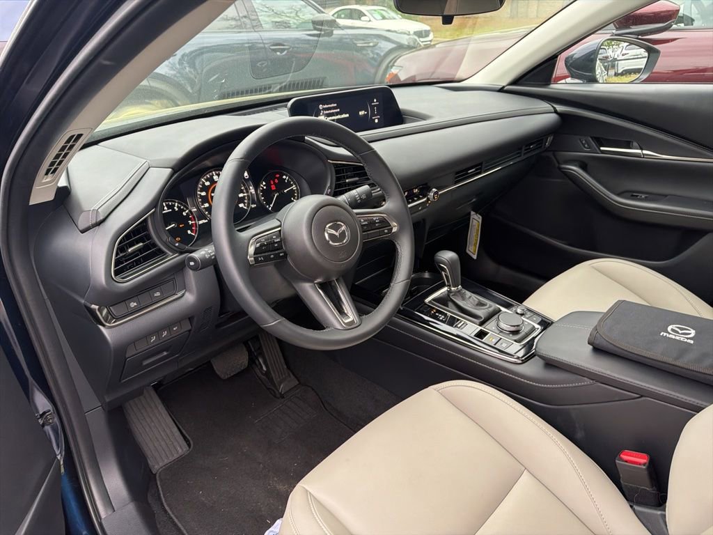 Used 2025 MAZDA CX-30 AWD 2.5 S w/ Preferred Package image 11