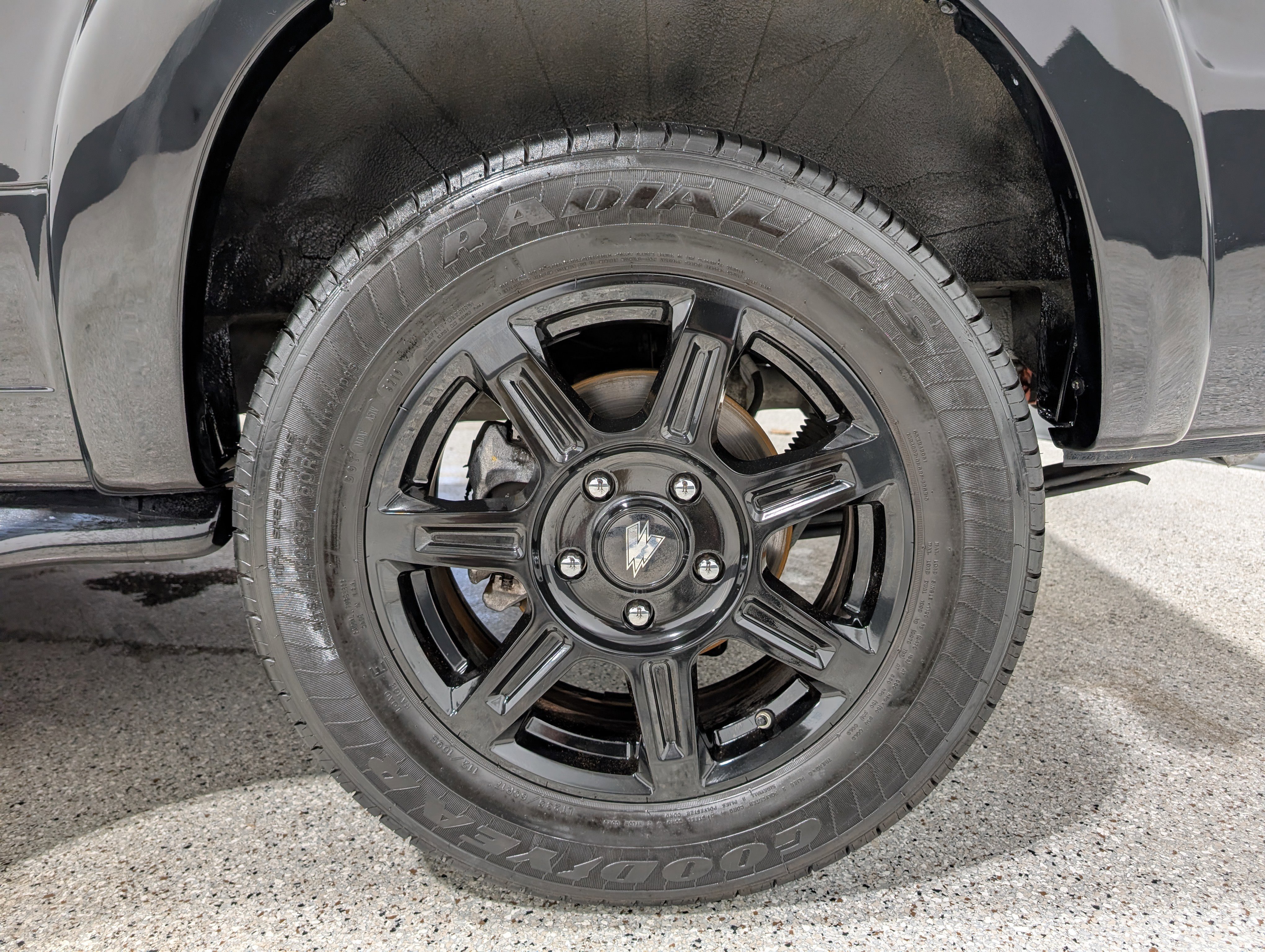 Used 2023 RAM ProMaster 2500 w/ Driver Convenience Group image 12