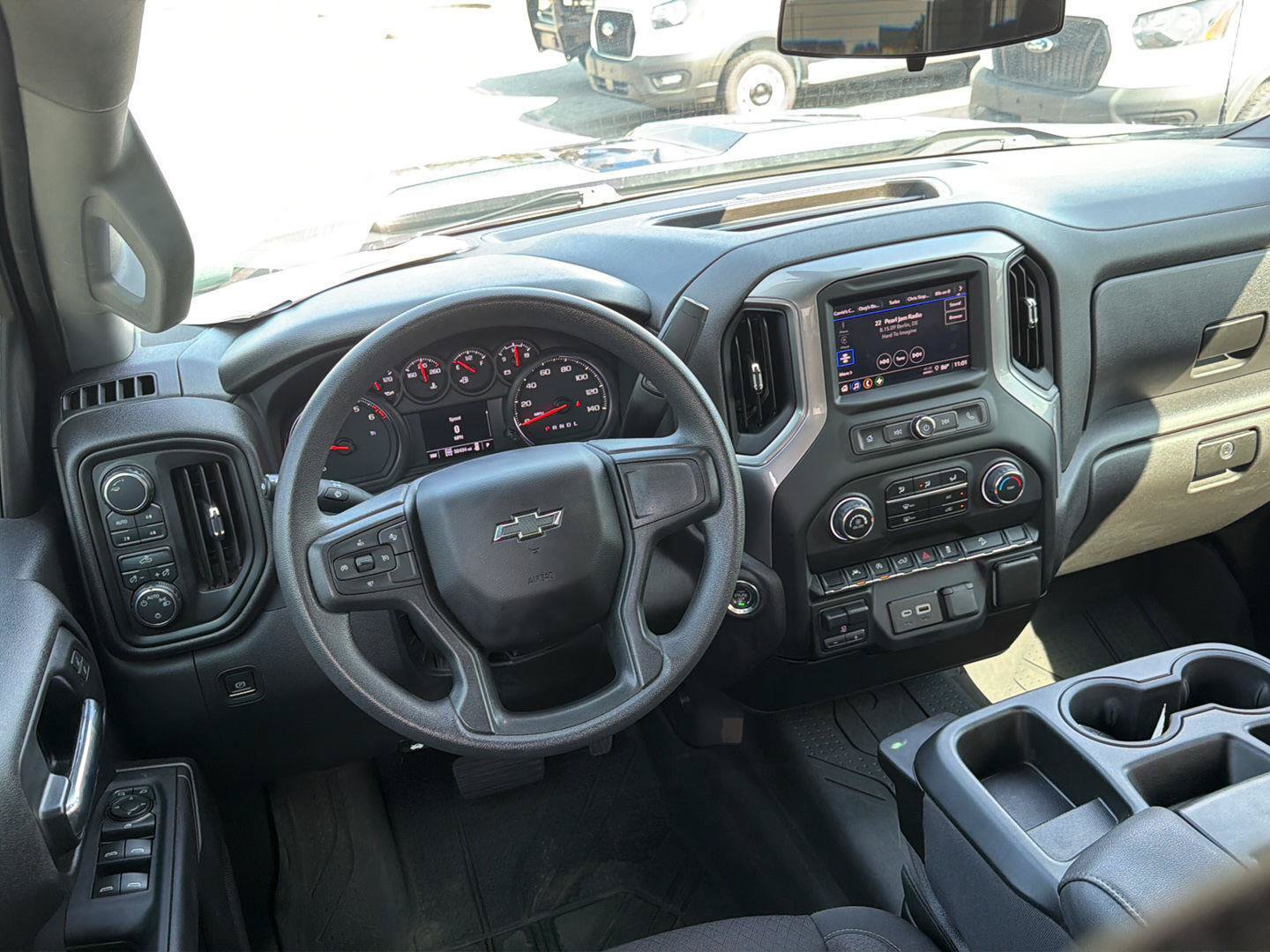 Used 2024 Chevrolet Silverado 1500 Custom Trail Boss AWD/4WD image 18
