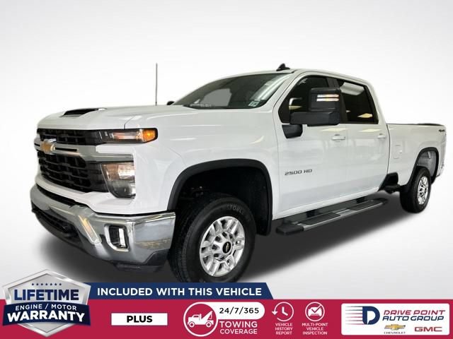 Used 2025 Chevrolet Silverado 2500 LT w/ Convenience Package AWD/4WD image 4