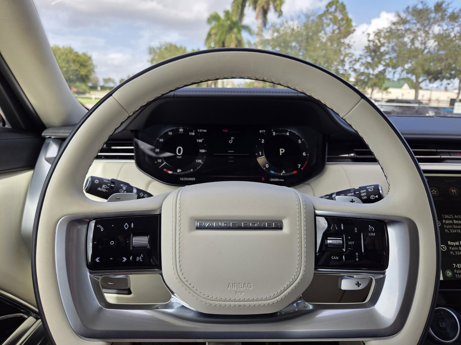 Certified 2023 Land Rover Range Rover SE image 18