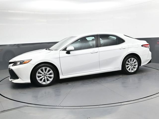 Used 2018 Toyota Camry LE FWD image 8