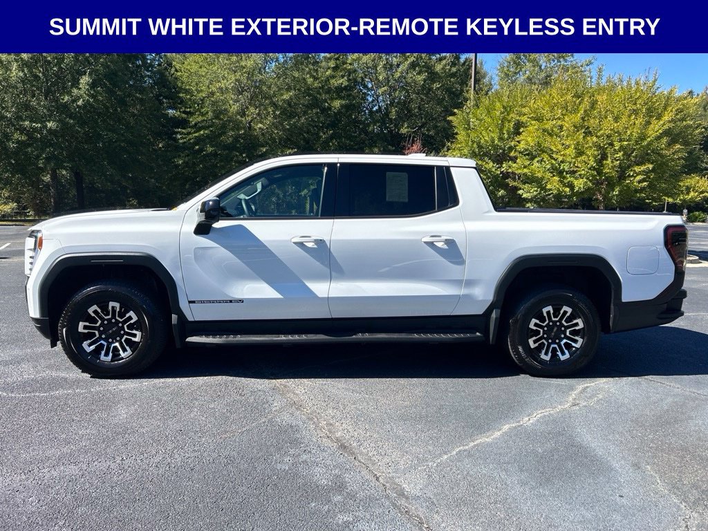 Used 2026 GMC Sierra EV Elevation AWD/4WD image 11
