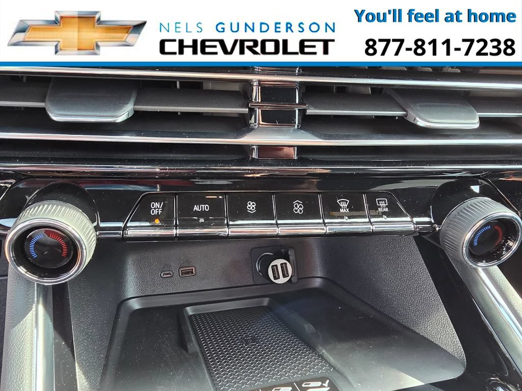 New 2027 Chevrolet Traverse LT w/ Driver Confidence Package AWD/4WD image 26